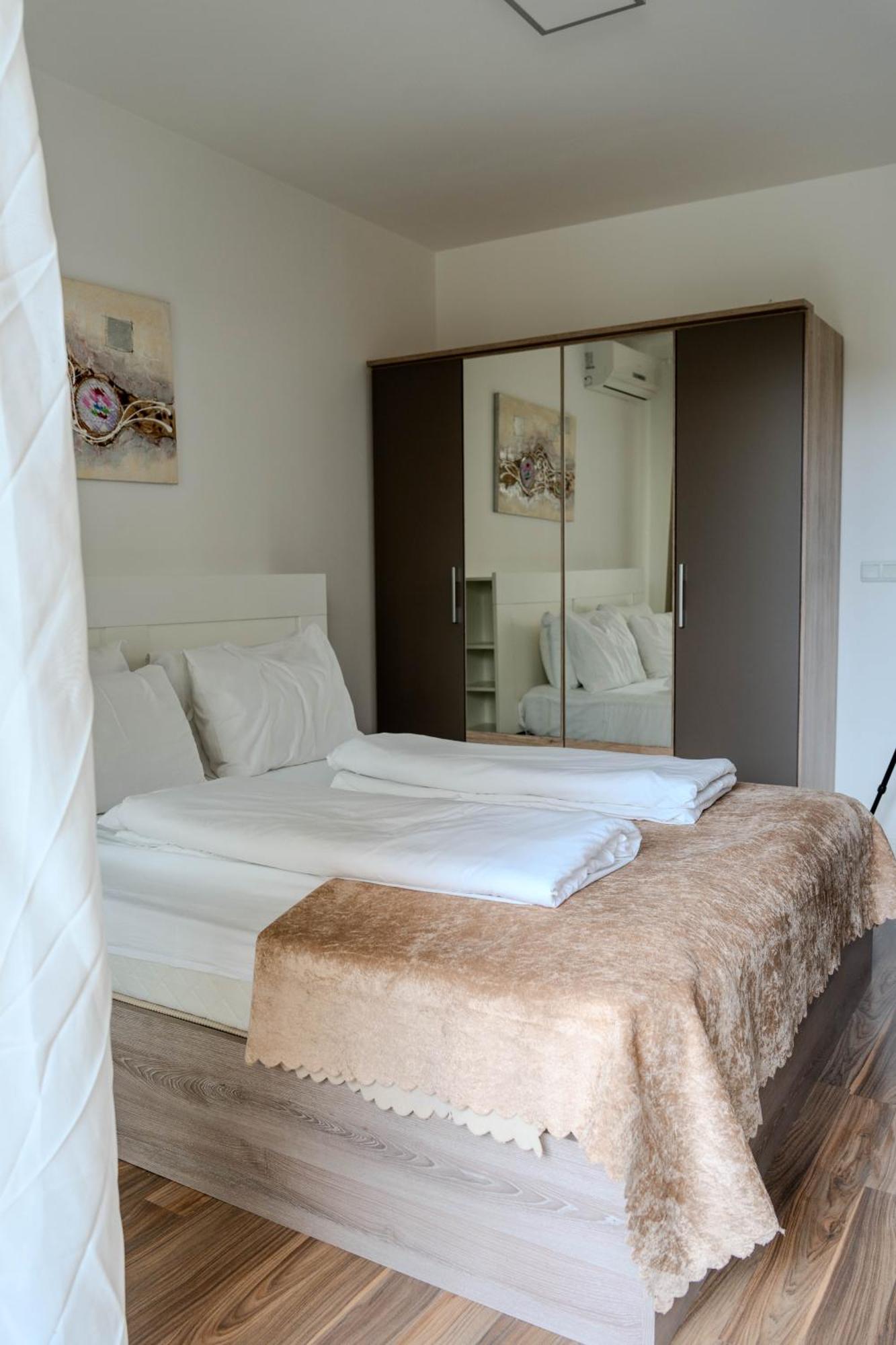 Apartment In Evargreen Complex With Terrace Варна Экстерьер фото
