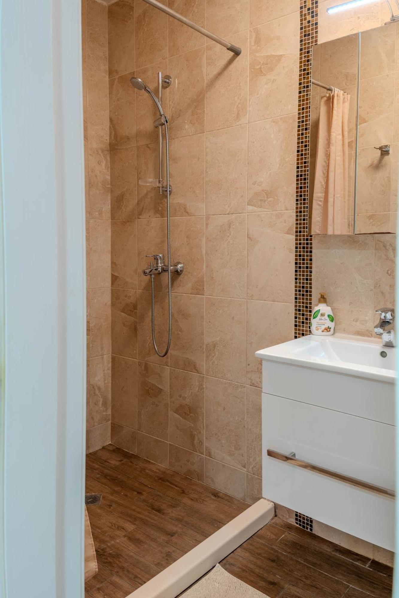 Apartment In Evargreen Complex With Terrace Варна Экстерьер фото